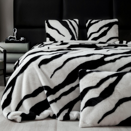 Paturi Cocolino Premium - Set Patura Cu Fermoar Si Fete De Perna Blana Artficiala Nurca - Alb Dungi Negre