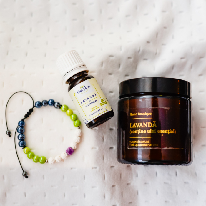 Pachet Relaxare, Lumânare Parfumată Cu Lavandă + Brățară Din Rocă Vulcanică + Ulei Esențial Lavandă Fleurene + Ambalaj Premium [4]