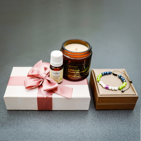 Pachet Relaxare, Lumânare Parfumată Cu Lavandă + Brățară Din Rocă Vulcanică + Ulei Esențial Lavandă Fleurene + Ambalaj Premium [5]
