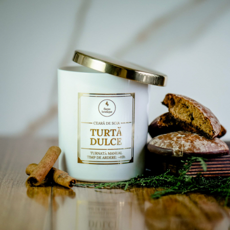 lumanare parfumata turta dulce [3]