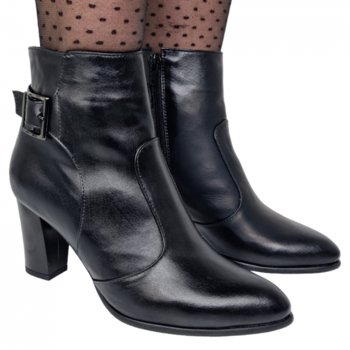 Ghete Damă Elegante Din Piele Naturală Neagră 9542 [3]