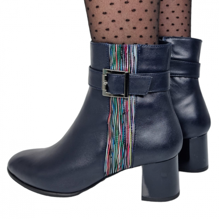 Ghete Damă Elegante Din Piele Naturală Blue Linii 9591 [2]