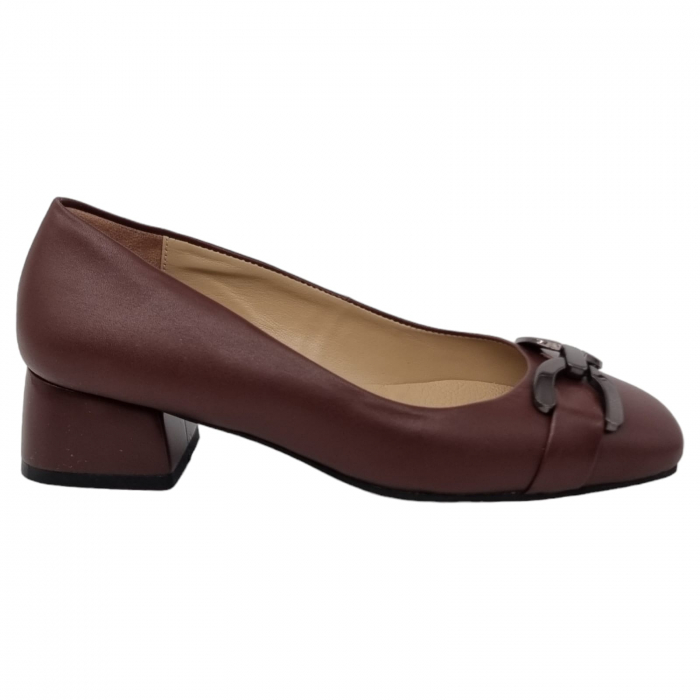 https://gomagcdn.ro/domains/flex-shoes.ro/files/product/original/pantofi-dama-eleganti-din-piele-naturala-16275-015612.jpg [11]