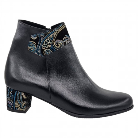 Femei - Ghete Damă Elegante Din Piele Naturală Neagră 9608