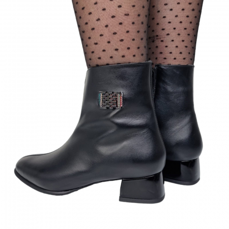 Ghete Damă Elegante Din Piele Naturală Neagră 9573 [3]