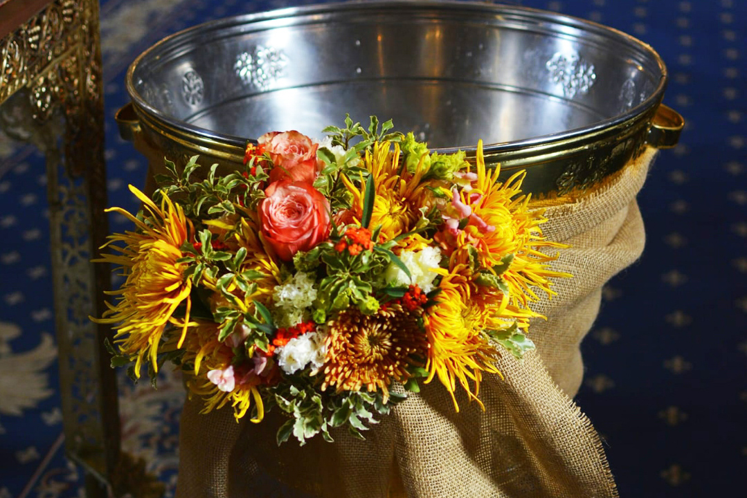 Aranjamente florale pentru botez