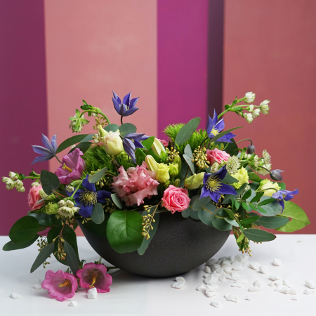 Flori 8 martie - Aranjament cu flori Bucuresti