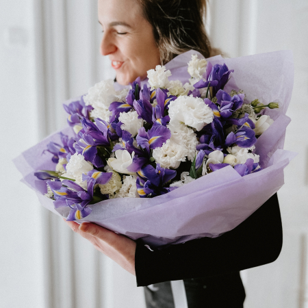 Sfantul Constantin si Elena - Buchet cu Iris mov