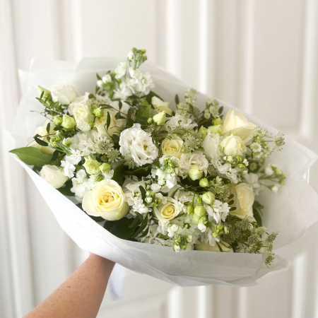 Buchete de trandafiri albi - Buchet flori trandafiri albi