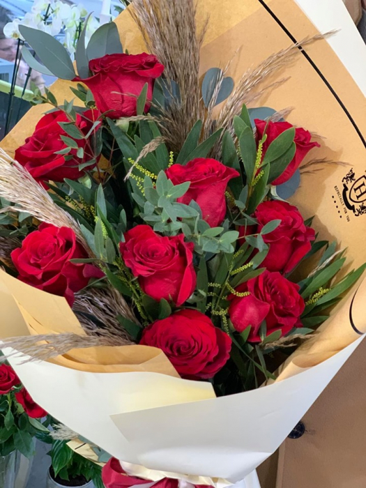 Buchet trandafiri rosii cu lungimea de 1m. [2]