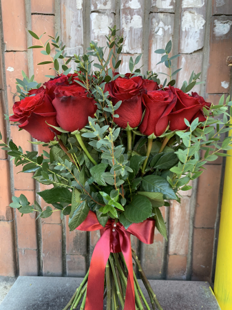 Buchet 33 trandafiri rosii [1]
