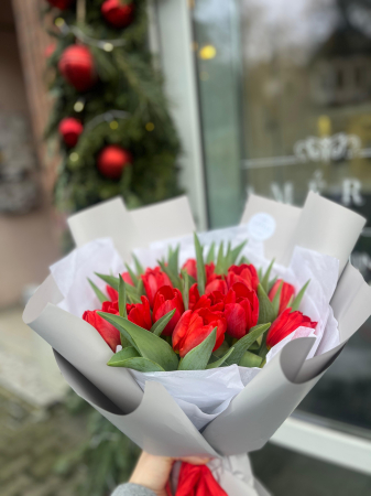 Buchet 17 lalele [1]