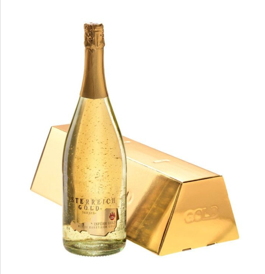 Шампанское золотое отзывы. Шампанское Голден Рейн. Булгари Голд шампанское. Karat Gold шампанское. Шампанское Голден Сильвер.