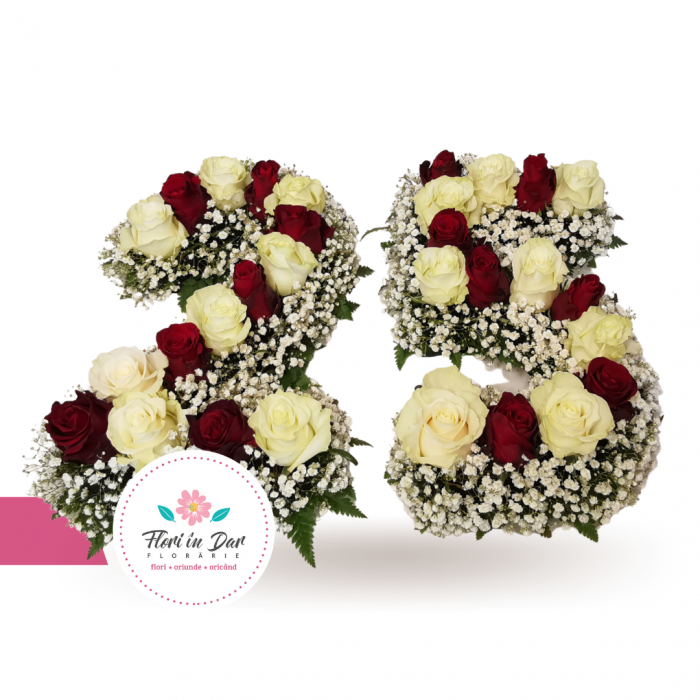 Aranjament floral forma numar cu trandafiri si gypsophilla [2]