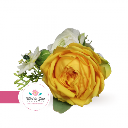 Cocarda mire flori naturale miniroze si eucalipt [1]