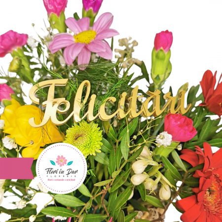 Mesaj Felicitari text 3D culoare aurie florarie Roman [1]