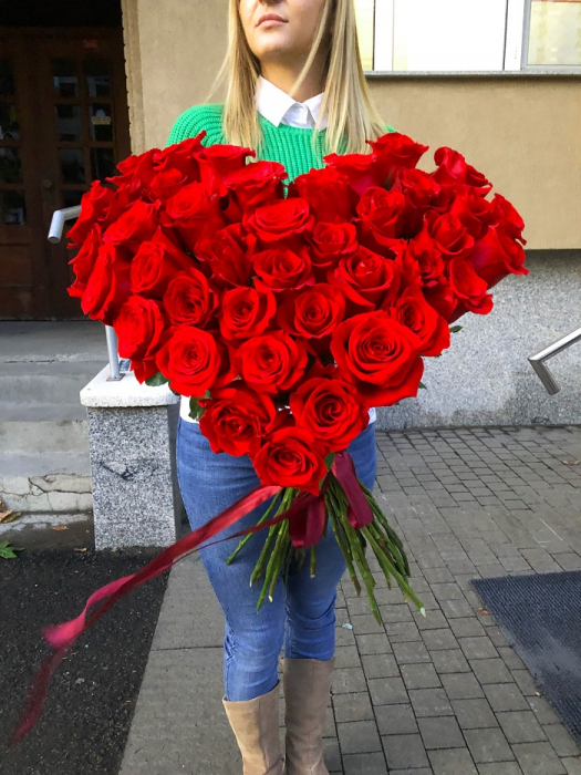 Buchet Inima 41 Trandafiri Rosii [2]