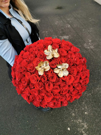 Buchet de flori 101 trandafiri rosii [1]