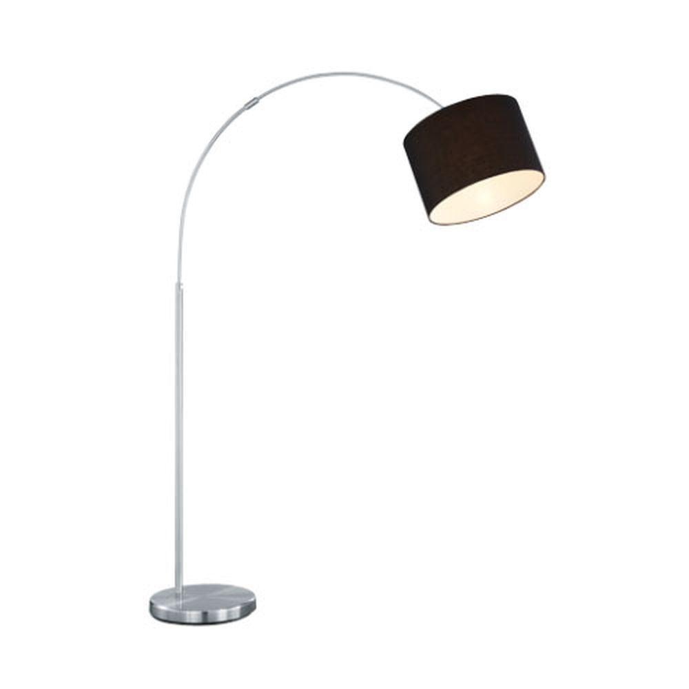 Lampadar negru, hotel, trio