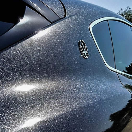 Ultra Gloss Sparkle Black [4]