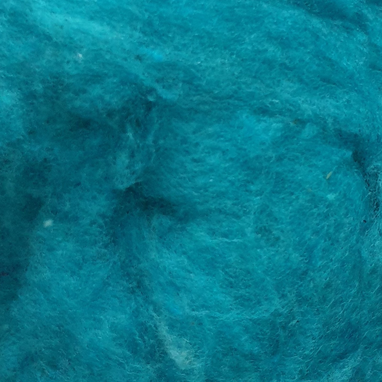 albastru turcoaz lana