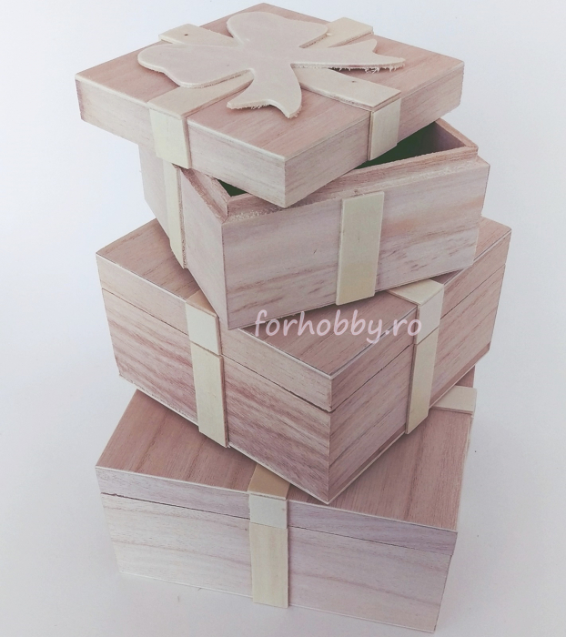 cutii-lemn-tip-cadou-cu-fundita-pentart [3]