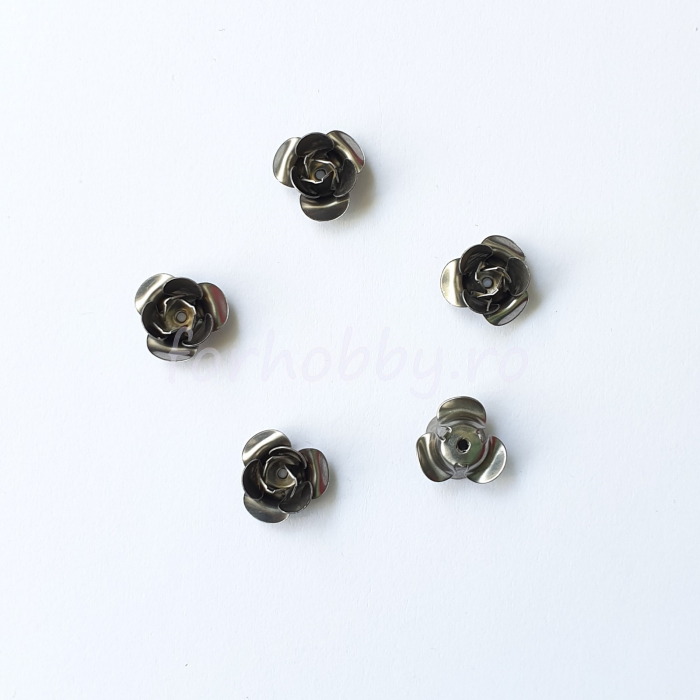 forme-decorative-din-metal-trandafiri-1.2cm-set-5bc [2]