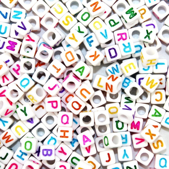 margele-cubice-albe-cu-litere-colorate-alfabet-daco-ad161 [2]