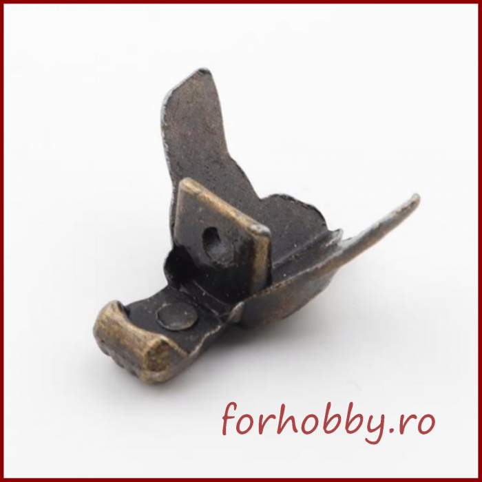 picior-metalic-pentru-mobilier-mic-30-x-20-mm [3]