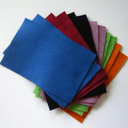 fetru-natural-din-lana-moale-grosime-1-2mm-20x30cm [1]