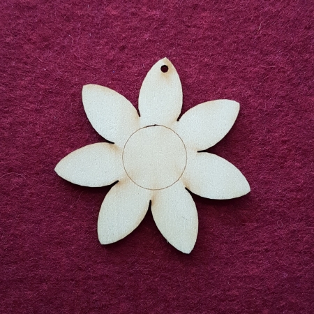 Lemn - figurina-din-lemn-floare-4