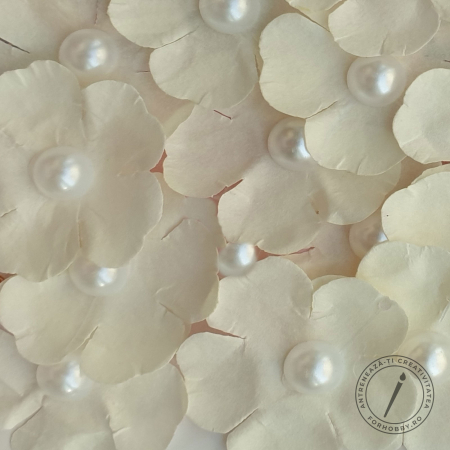 Flori artificiale - flori-din-hartie-cu-margele-perle-3-4cm