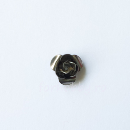 forme-decorative-din-metal-trandafiri-1.5cm-set-2bc [1]