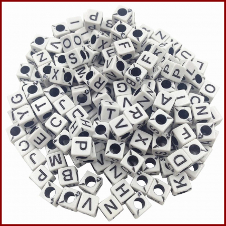 Perle/margele acrilice/lemn - margele-alfabet-alb-litere-negre
