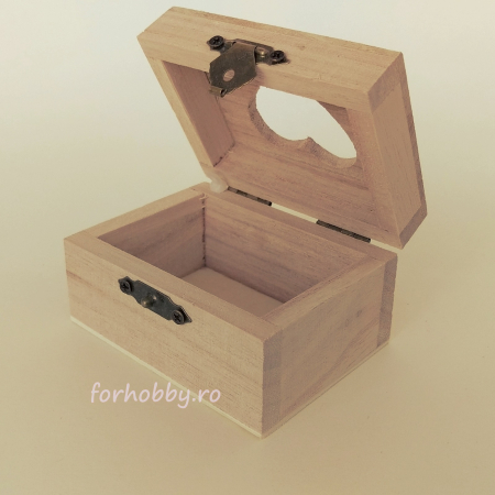 mini-cutie-din-lemn-cu-capac-taiat-forma-inima-7.8x5.9x4.5cm [2]