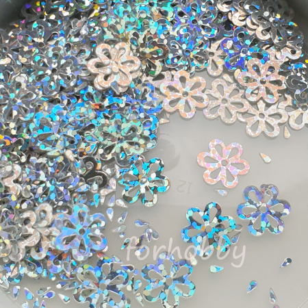 paiete-flori-decupate-11mm-5g-argintiu-holograma [1]
