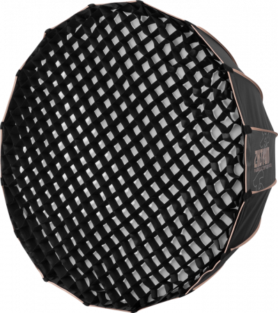 Softbox Parabolic Zhiyun de 90cm cu montură Bowens, montat pe o lampă LED de studio, evidențiind forma rotundă perfectă susținută de cele 16 tije și materialul interior argintiu puternic reflexiv.