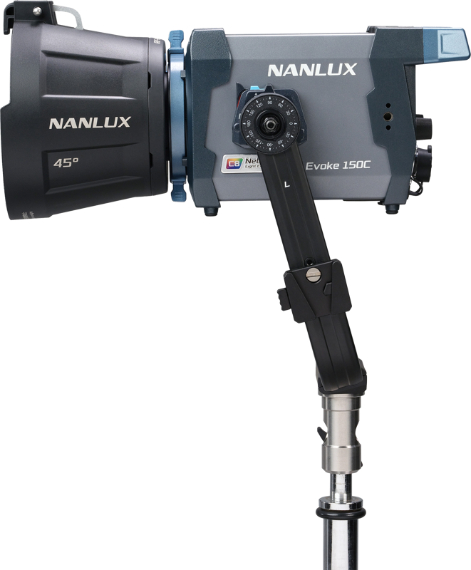 NANLUX Evoke 150C LED Full-color Spot Light with case [13]