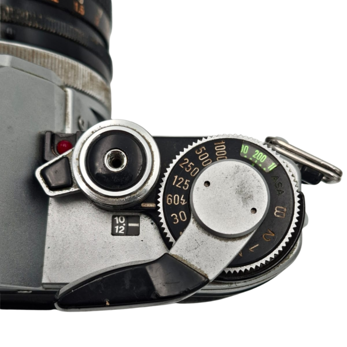 canon-ae-1-kit-obiectiv-fd-50mm-zoom-70-150mm.jpg [4]