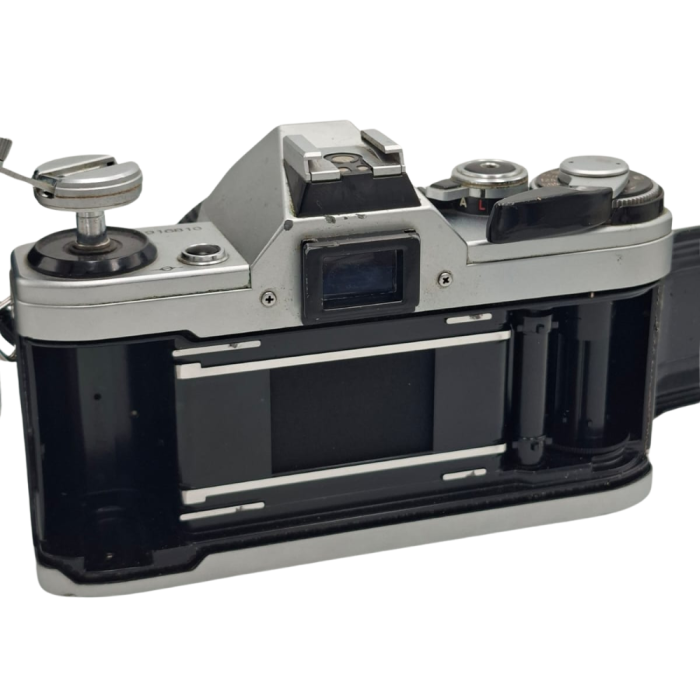 canon-ae-1-kit-obiectiv-fd-50mm-zoom-70-150mm.jpg [3]