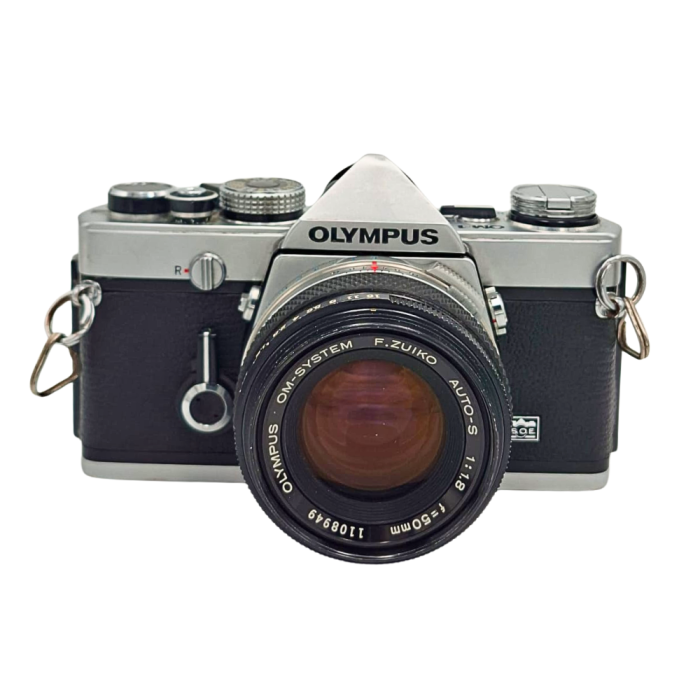 aparat-foto-film-olympus-om-1-mecanic-zuiko-50mm.jpg [1]