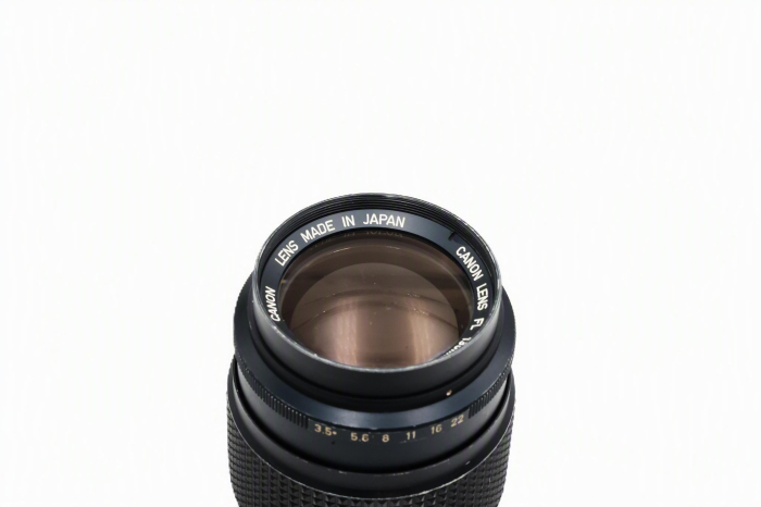 canon-fl-135mm-f35-obiectiv-vintage.jpg [3]
