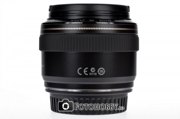 Canon EF 28mm f/1.8 USM [2]