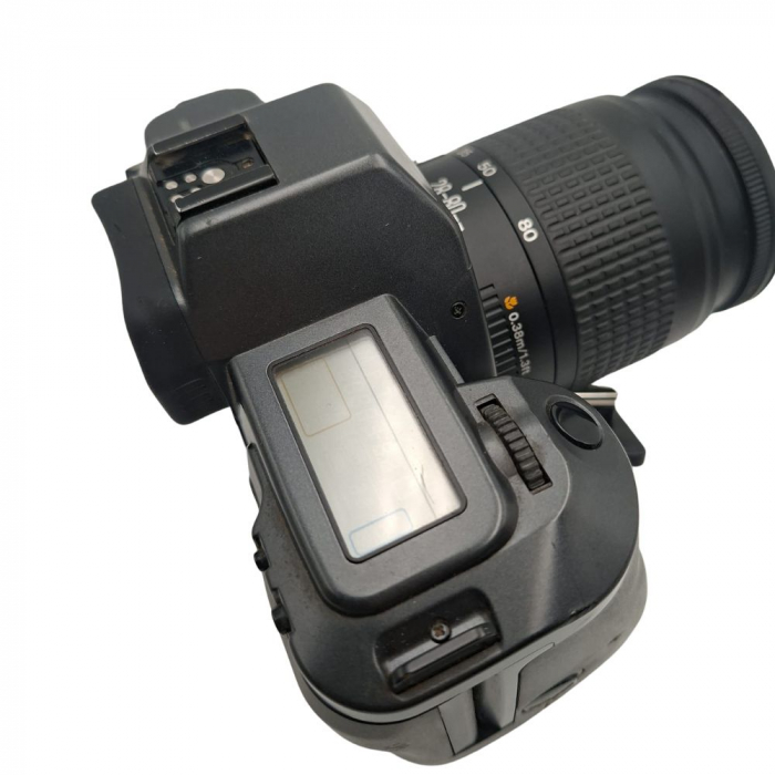 Canon EOS 600 + Obiectiv EF 28–80mm f/3.5–5.6 – Cameră foto pe film 35mm cu zoom versatil [2]