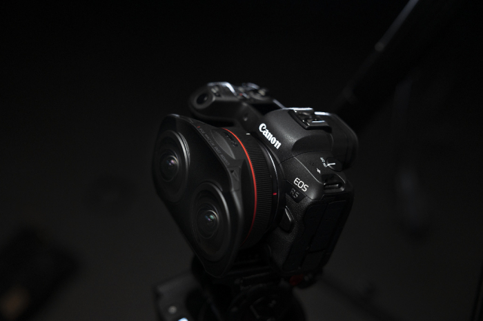 Canon RF 5.2mm f/2.8 L Dual Fisheye 3D VR - Obiectiv Mirrorless Stereo cu Montura Canon RF [10]