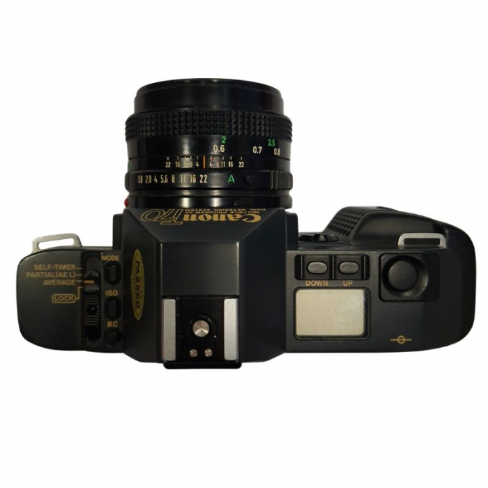 Canon T70 + Obiectiv Canon FD 50mm f/1.8 – Cameră SLR pe film 35mm [2]