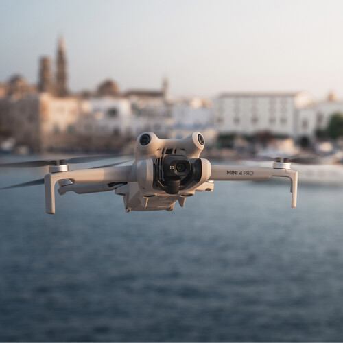 DJI Mini 4 Pro cu telecomandă (DJI RC 2) [16]