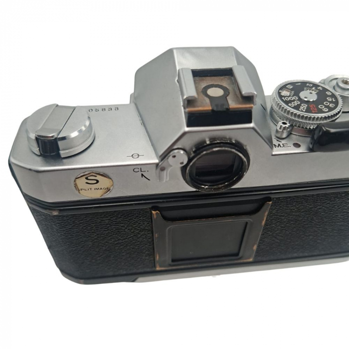 Konica Autoreflex T3 + Hexanon 52mm f/1.8 – Eleganță japoneză în fotografie analog [4]