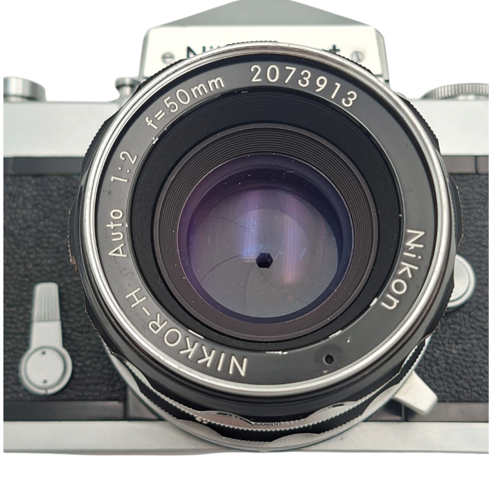 aparat-foto-film-nikon-nikkormat-ft-obiectiv-nikkor-50mm.jpg [8]