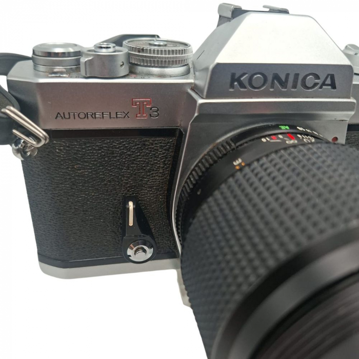 Konica Autoreflex T3 + Hexar AR 135mm f/3.5 – Cameră SLR pe film 35mm cu teleobiectiv manual de calitate [2]
